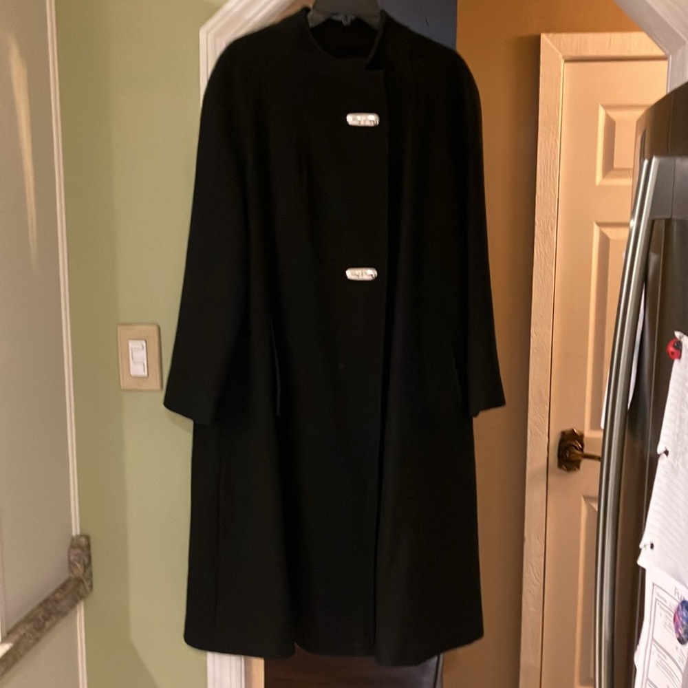 Stunning Black Winter Coat w A Cape Design  Two Gorgeous Offset Silver Buttons